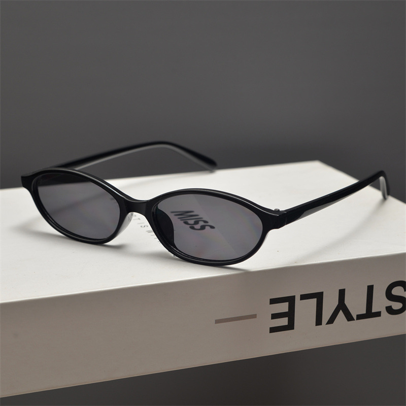 Novos Óculos de Sol Retro Oval - Street Fashion Brands avaliação e preço